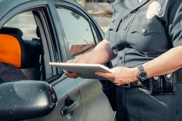 Multas de trânsito poderão ser quitadas durante abordagem em operações nas vias