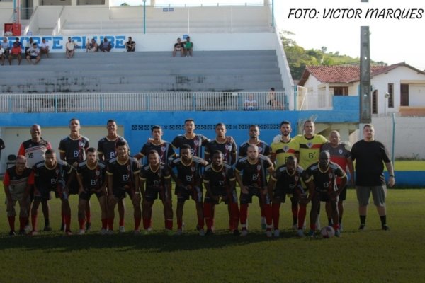 Cardoso Moreira entra em campo neste domingo para manter primeiro lugar na classificação geral.